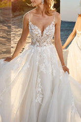 Ball Gown V neck Sleeveless Tulle Court Train Wedding Dress With Lace Appliques